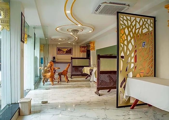 Hotel Durbar And 4*